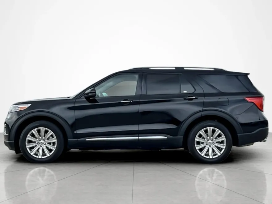 2023 Ford Explorer Limited photo 1