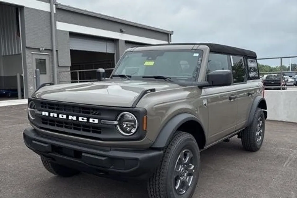2025 Ford Bronco Big Bend photo 1