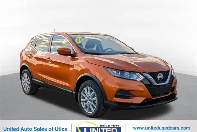 2021 Nissan Rogue Sport S photo 1