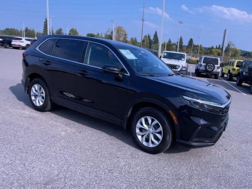 2023 Honda CR-V LX photo 1