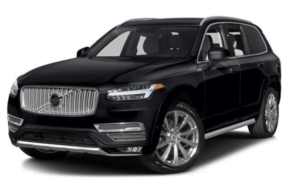 2016 Volvo XC90 T5 Momentum photo 1