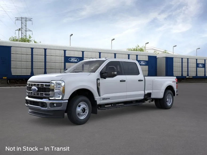 2025 Ford F-350 XLT photo 1