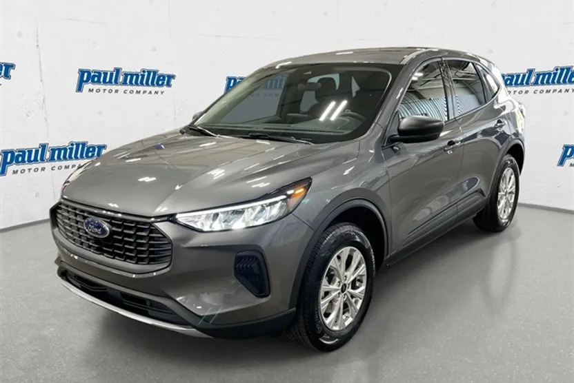 2026 Ford Escape Active photo 1