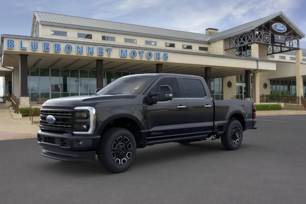 2025 Ford F-250 Platinum photo 1
