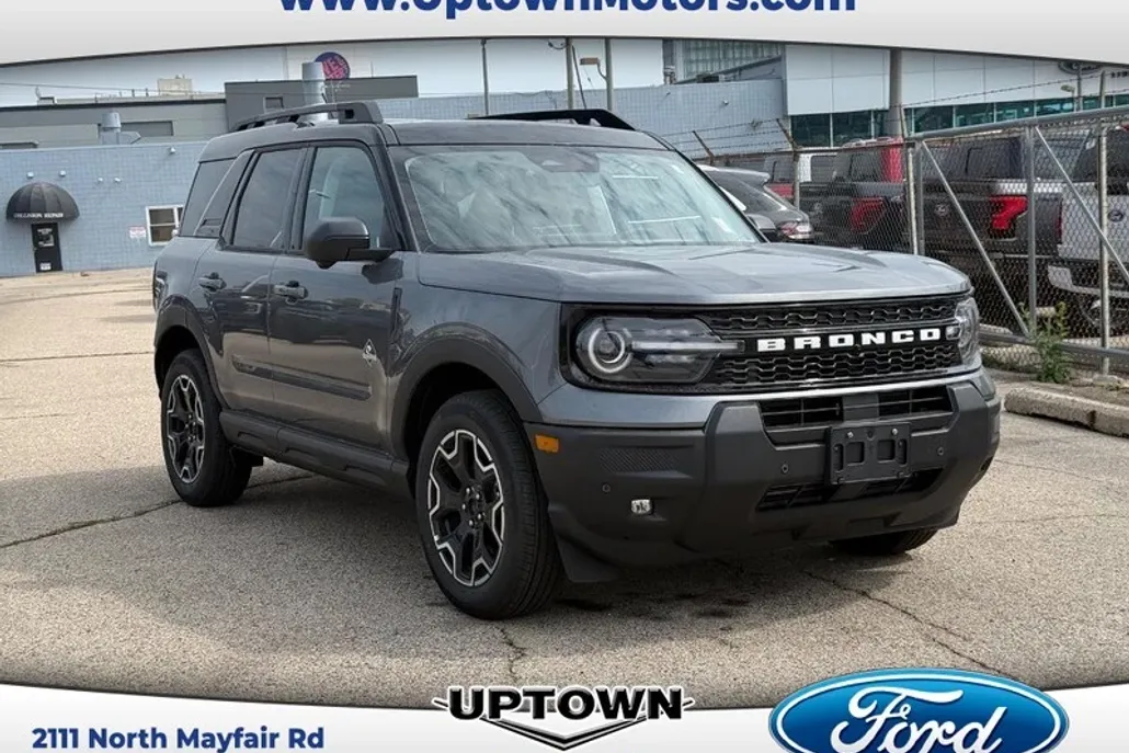 2025 Ford Bronco Sport Outer Banks photo 1