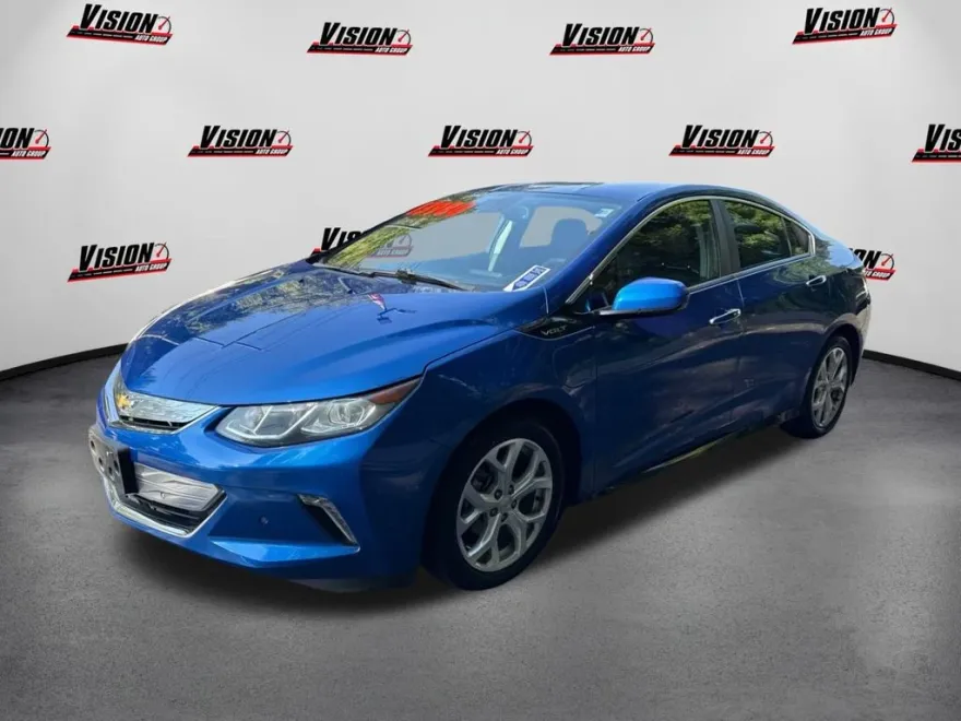 2016 Chevrolet Volt Premier photo 1