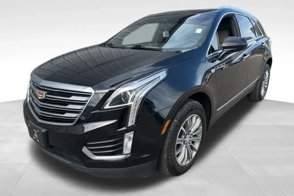 2017 Cadillac XT5 Luxury photo 1