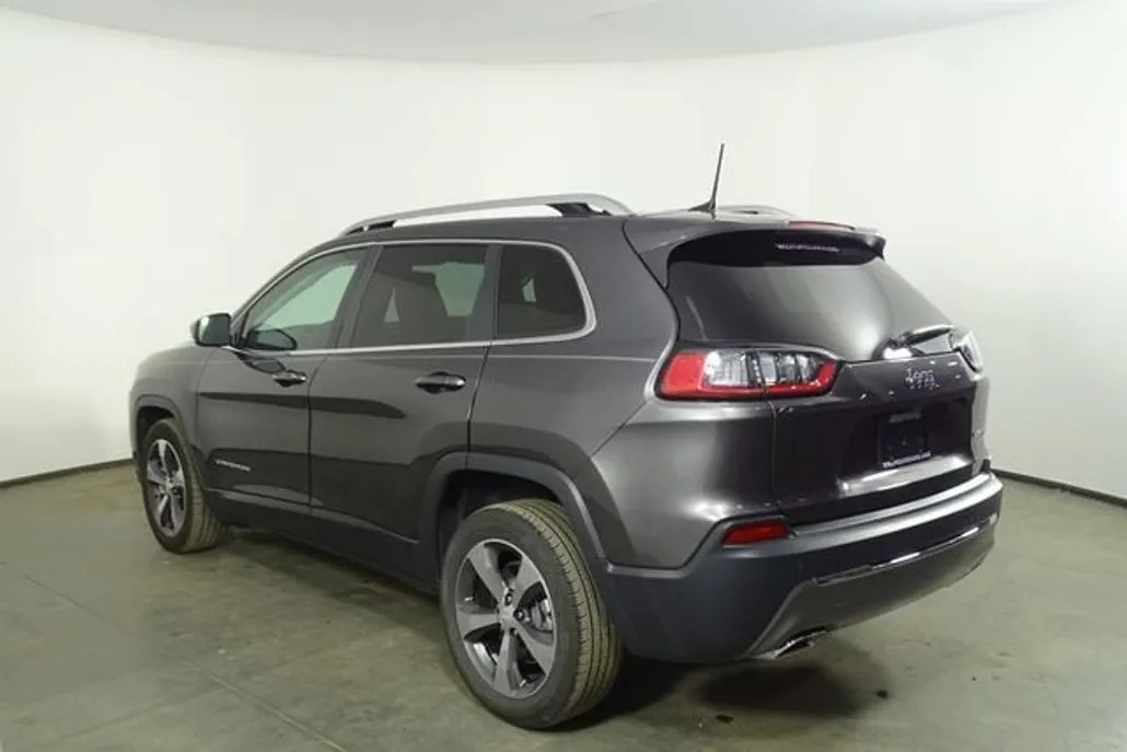 2019 Jeep Cherokee Limited photo 1
