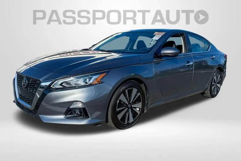 2022 Nissan Altima 2.5 SL photo 1