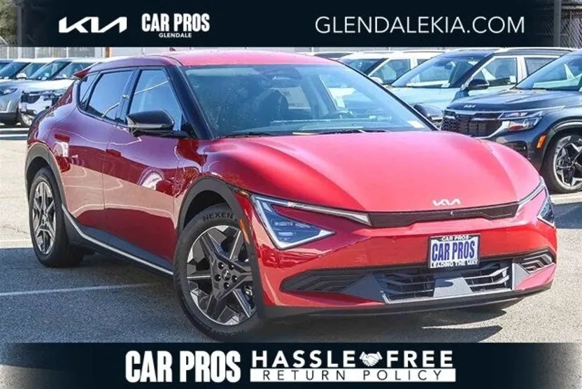 2025 Kia EV6 Light photo 1