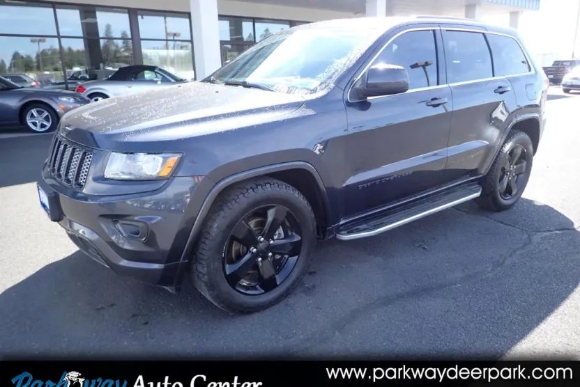 2015 Jeep Grand Cherokee Altitude photo 1