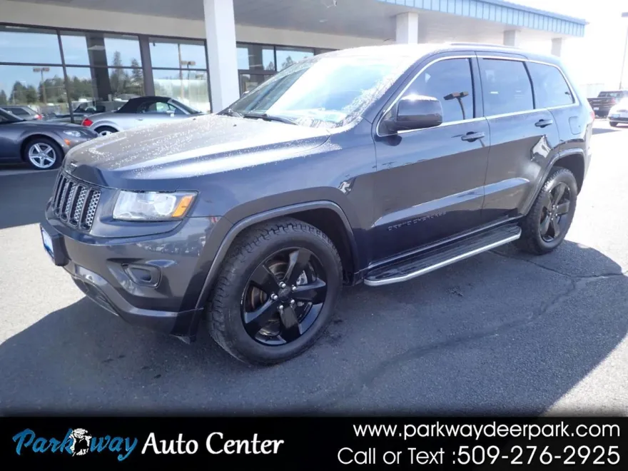 2015 Jeep Grand Cherokee Altitude photo 1
