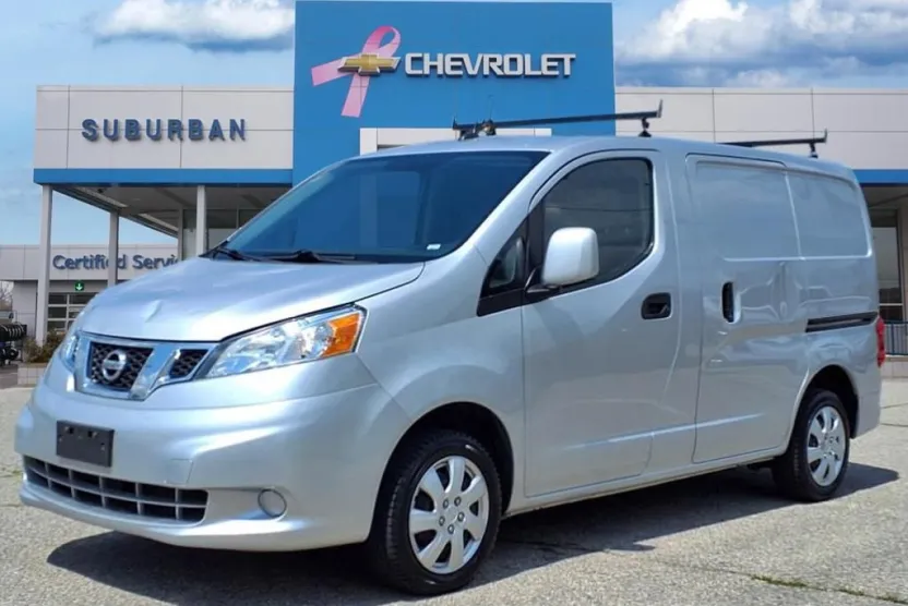 2018 Nissan NV200 SV photo 1