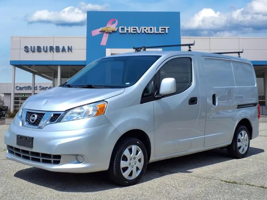 2018 Nissan NV200 SV photo 1