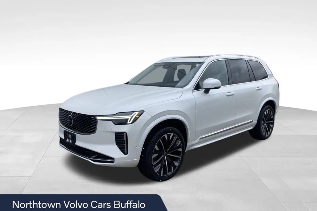 2025 Volvo XC90 Plus photo 1