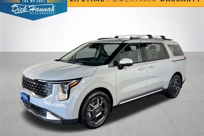 2026 Kia Carnival SX photo 1