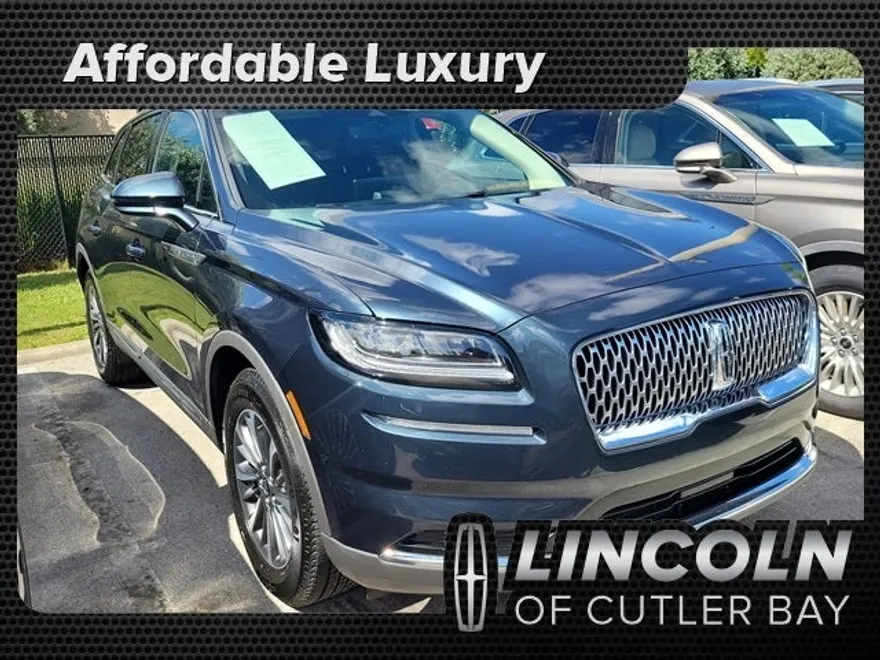 2023 Lincoln Nautilus Standard photo 1