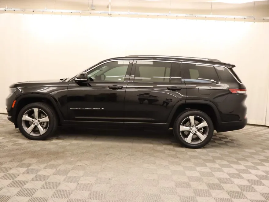 2021 Jeep Grand Cherokee Limited photo 1