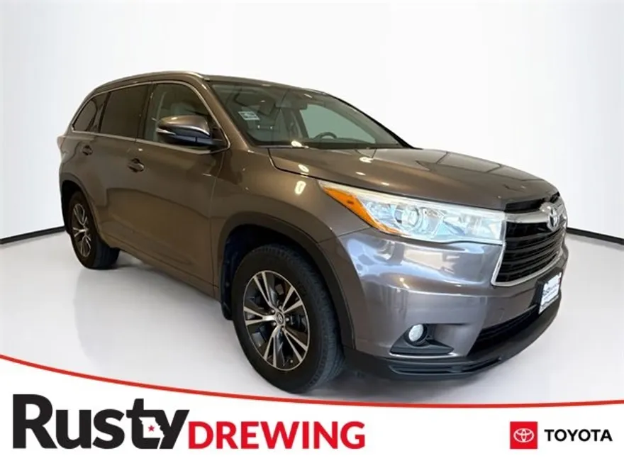 2016 Toyota Highlander XLE photo 1