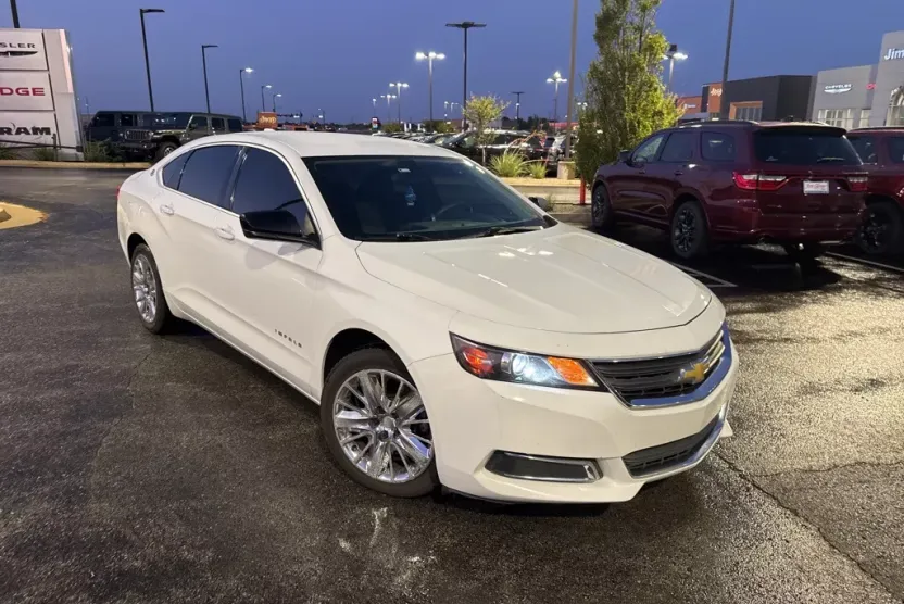 2017 Chevrolet Impala photo 1