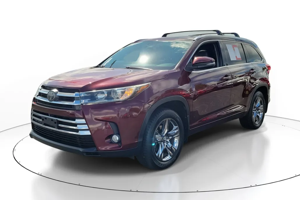 2017 Toyota Highlander Limited Platinum photo 1