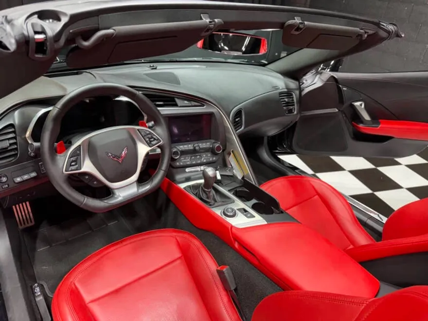 2017 Chevrolet Corvette Grand Sport Convertible 2LT photo 1