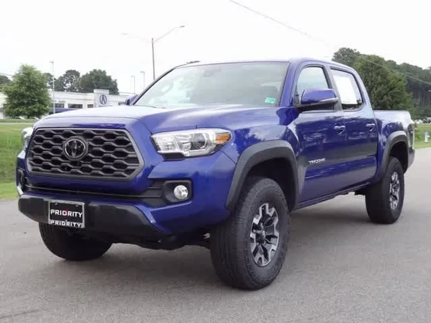 2023 Toyota Tacoma TRD photo 1