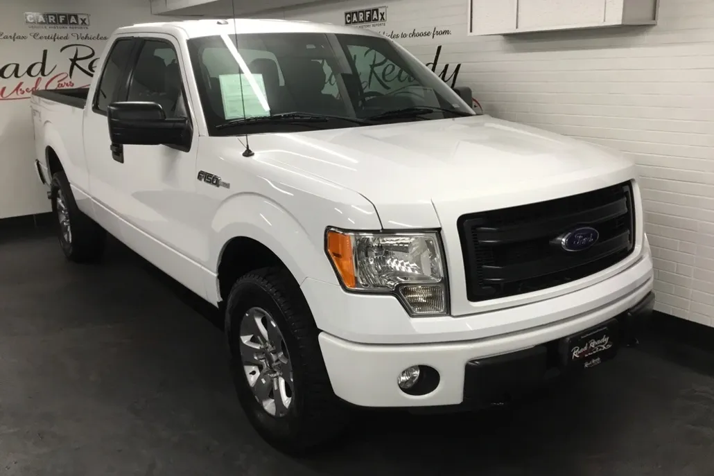 2013 Ford F-150 STX photo 1