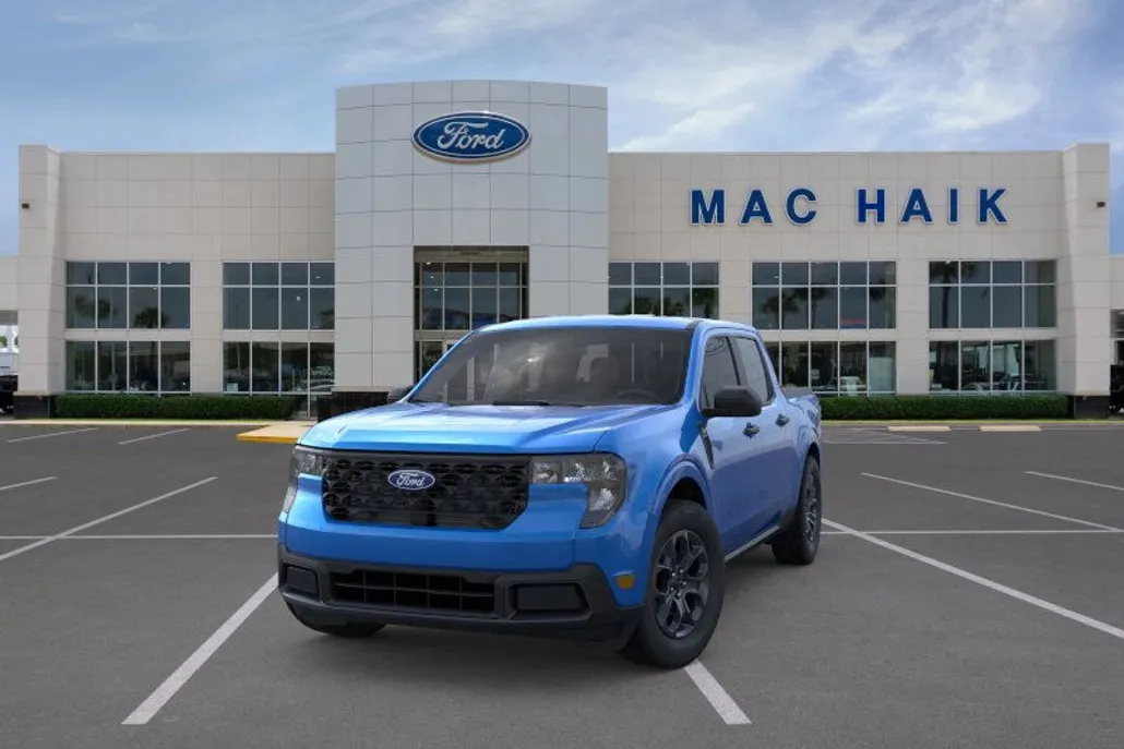 2025 Ford Maverick XLT photo 1