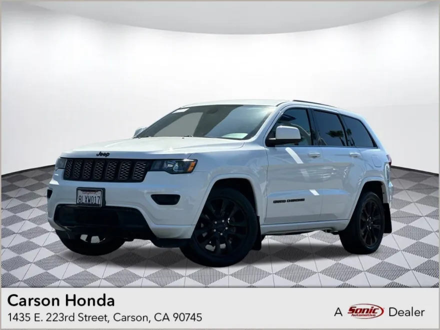 2019 Jeep Grand Cherokee Altitude photo 1