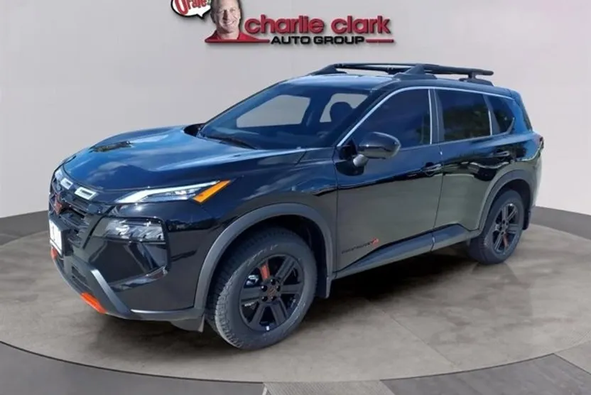 2026 Nissan Rogue SV photo 1
