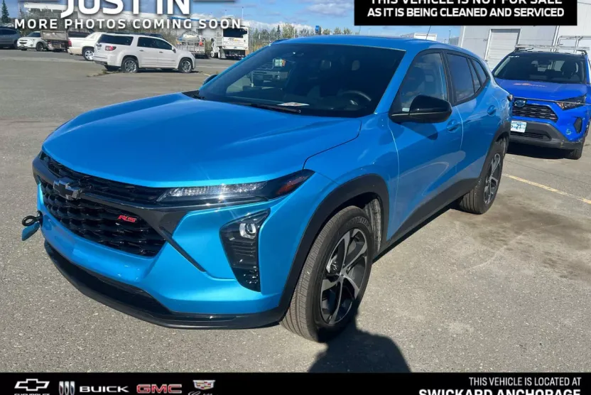 2025 Chevrolet Trax photo 1