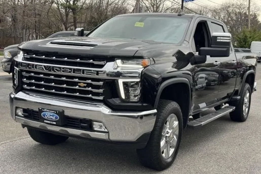 2023 Chevrolet Silverado 2500HD LTZ photo 1