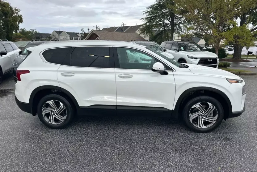2023 Hyundai Santa Fe SEL photo 1
