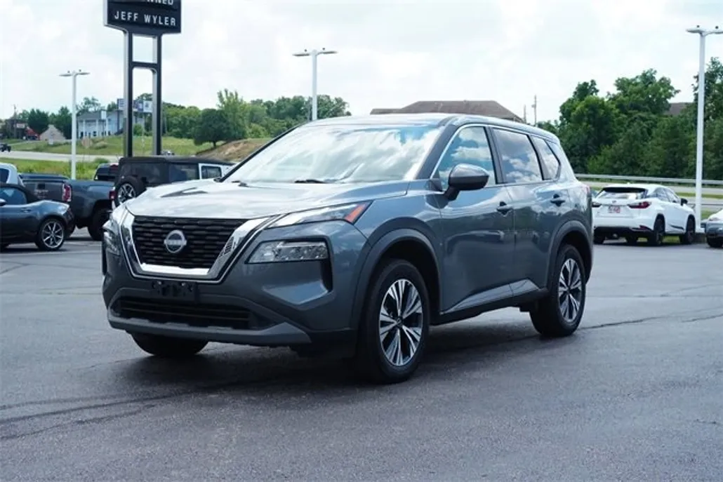 2023 Nissan Rogue SV photo 1