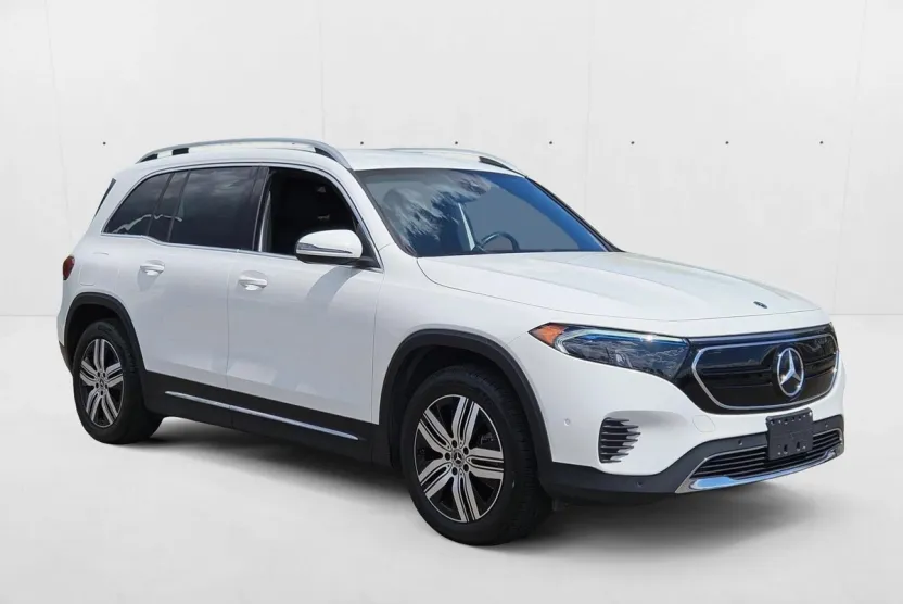 2023 Mercedes Benz EQB 250+ photo 1