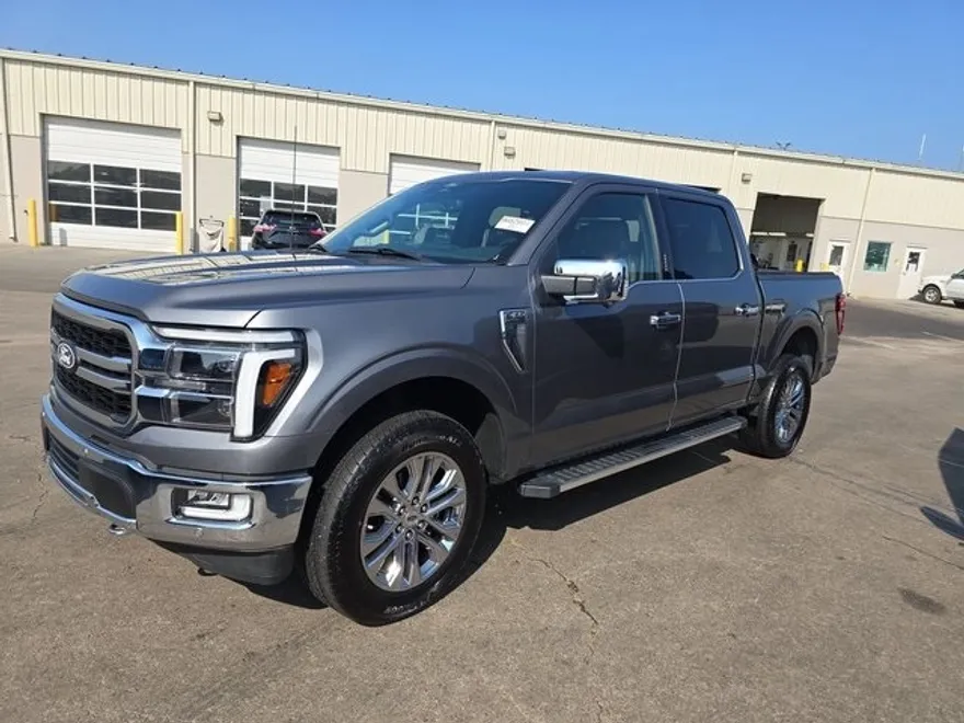 2024 Ford F-150 Lariat photo 1