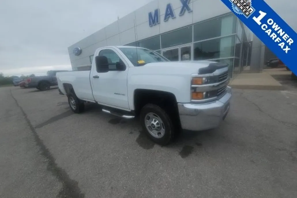 2016 Chevrolet Silverado 2500HD photo 1