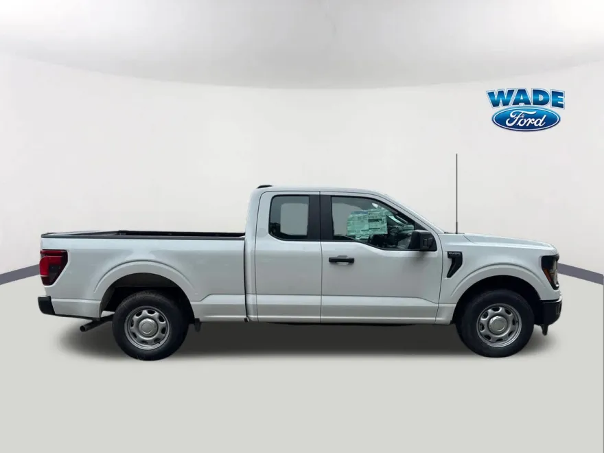 2025 Ford F-150 XL photo 1