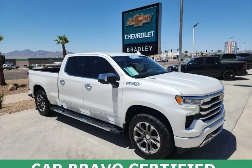 2025 Chevrolet Silverado 1500 High Country photo 1