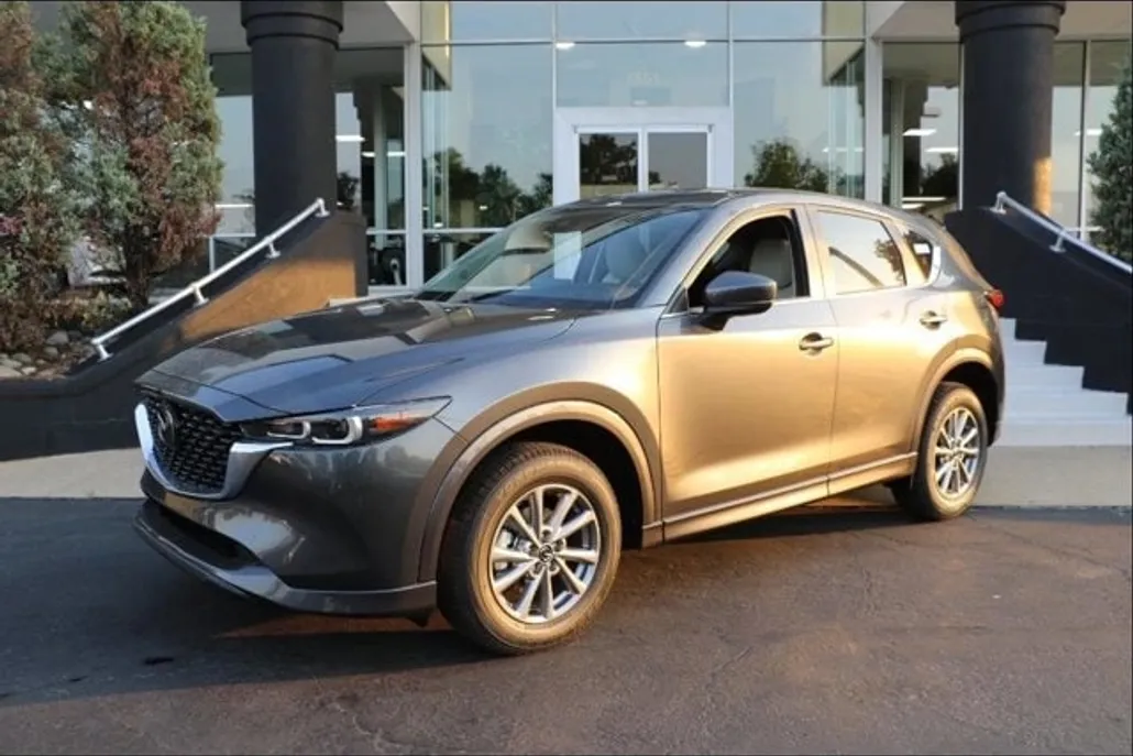 2025 Mazda CX-5 2.5 S Preferred photo 1