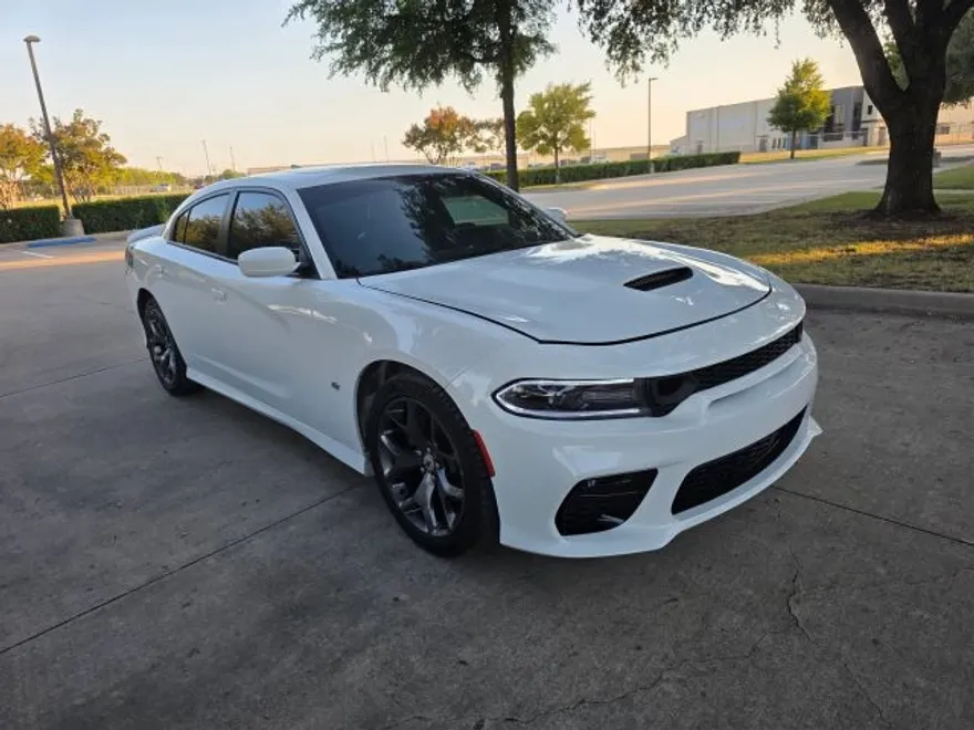 2019 Dodge Charger GT photo 1