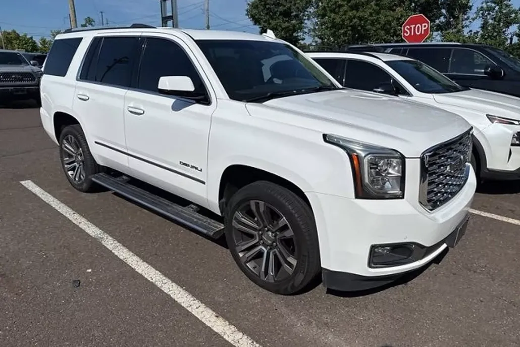 2019 Gmc Yukon Denali photo 1