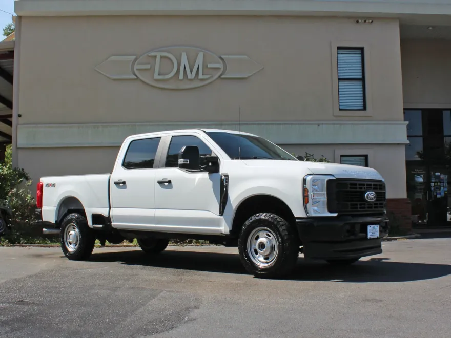 2024 Ford F-250 XL photo 1