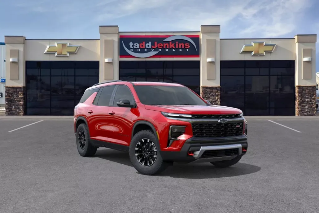 2025 Chevrolet Traverse Z71 photo 1