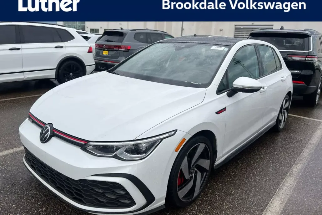 2022 Volkswagen Golf GTI SE photo 1