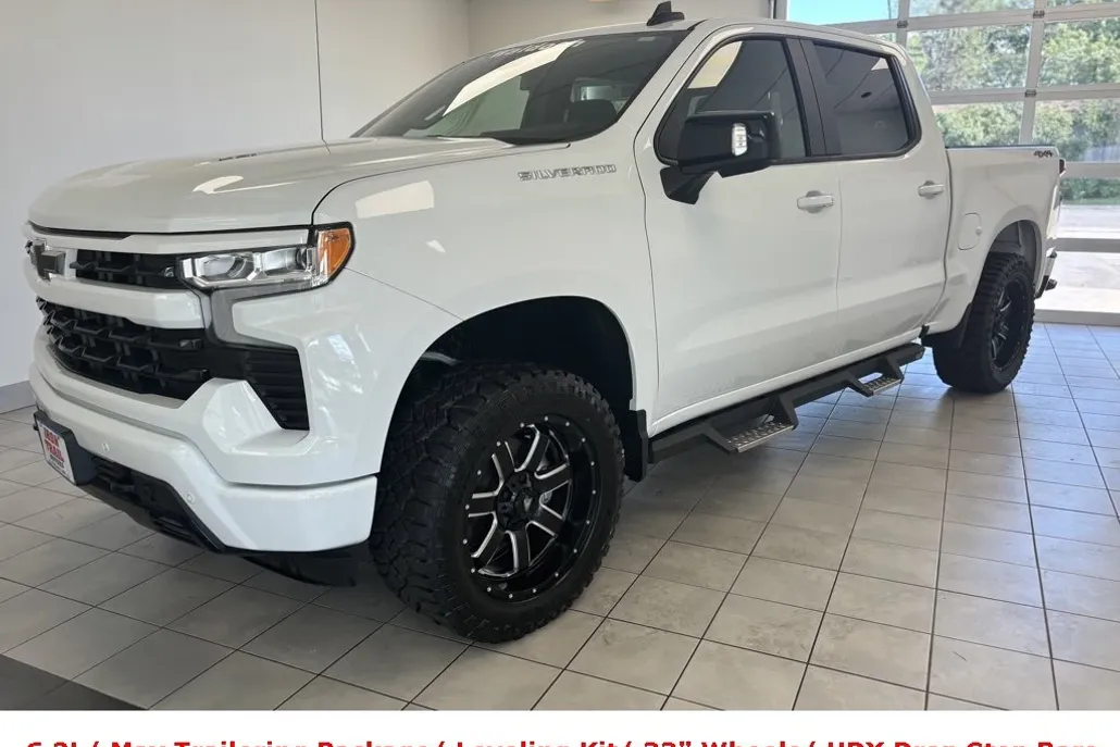 2024 Chevrolet Silverado 1500 RST photo 1