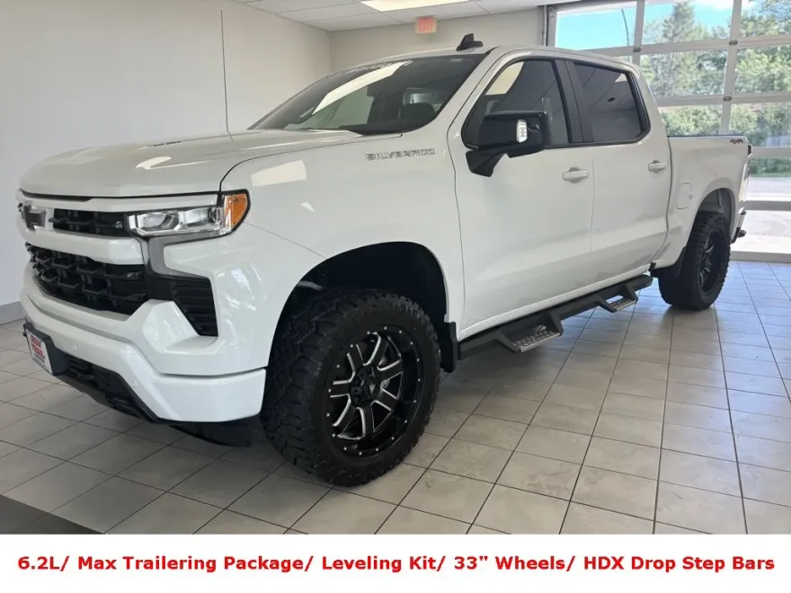 2024 Chevrolet Silverado 1500 RST photo 1
