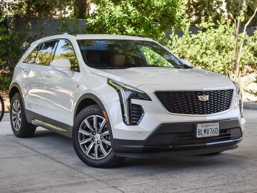 2019 Cadillac XT4 Sport photo 1
