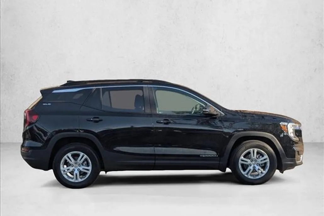 2024 Gmc Terrain SLE photo 1